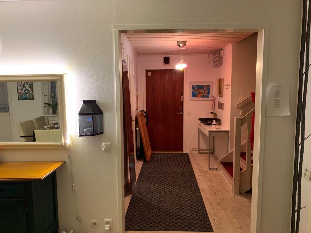 Own Room With Big Bed In A Big House! ルレオ エクステリア 写真